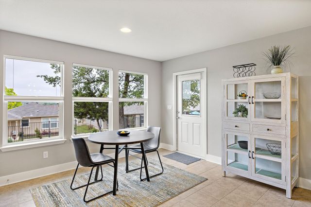 128 Alamosa Creek LN, Georgetown, TX 78633