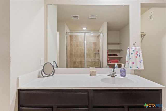 6106 Sally Ride Lane, Killeen, TX 76543