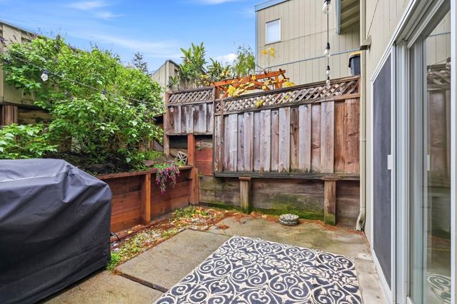 1956 Ascot Dr, Moraga, CA 94556