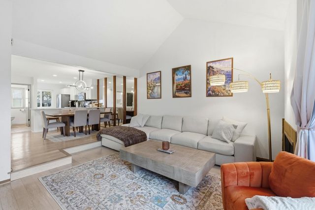 1956 Ascot Dr, Moraga, CA 94556