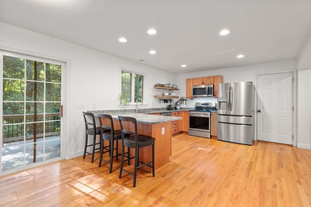 53 E Baylies Road, Charlton, MA 01507