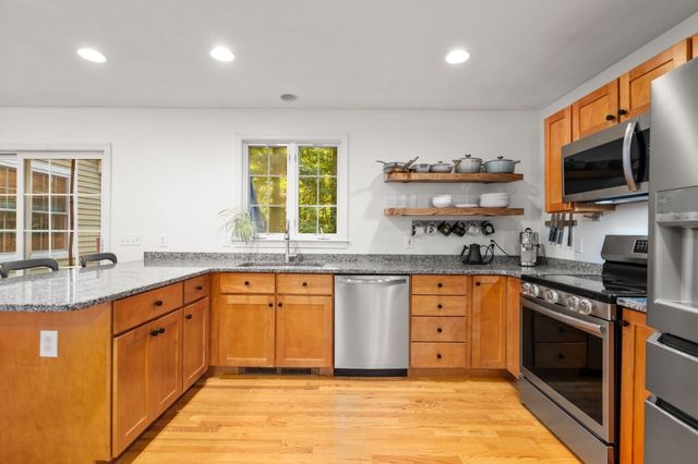 53 E Baylies Road, Charlton, MA 01507