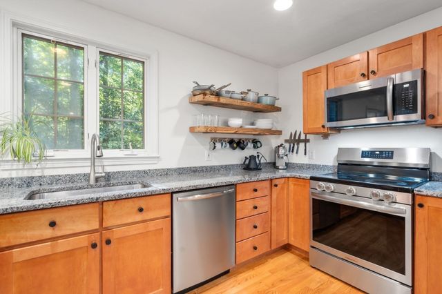 53 E Baylies Road, Charlton, MA 01507