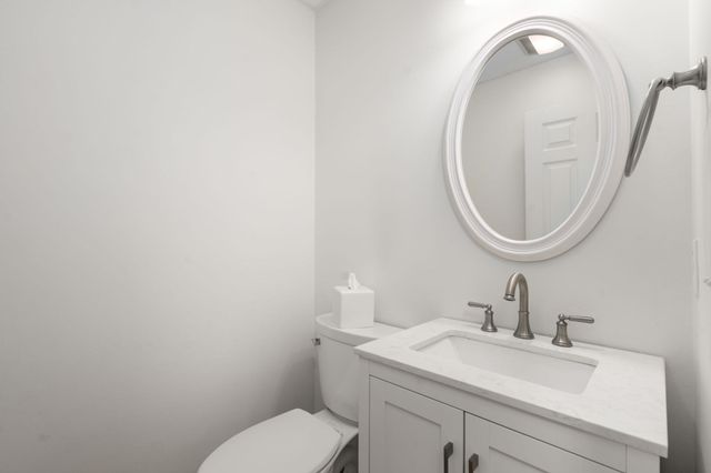 53 E Baylies Road, Charlton, MA 01507