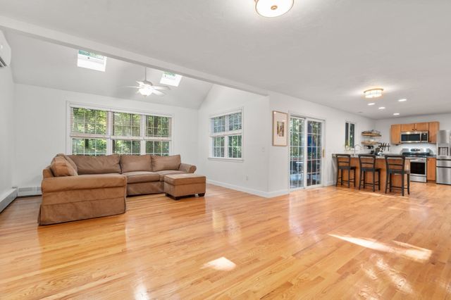 53 E Baylies Road, Charlton, MA 01507