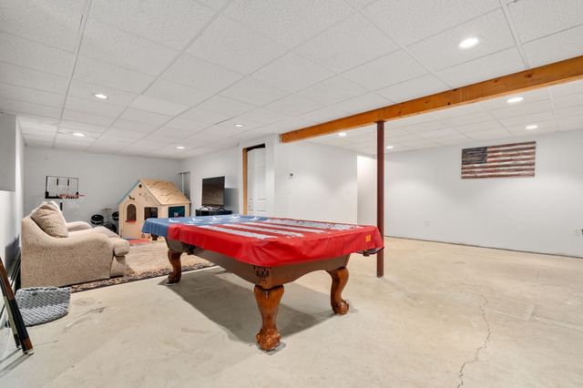 53 E Baylies Road, Charlton, MA 01507