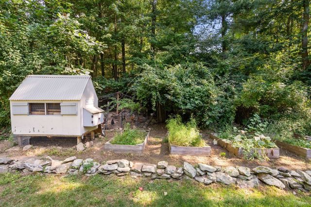 53 E Baylies Road, Charlton, MA 01507
