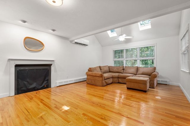 53 E Baylies Road, Charlton, MA 01507