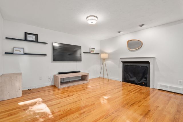 53 E Baylies Road, Charlton, MA 01507
