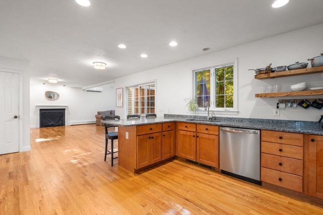 53 E Baylies Road, Charlton, MA 01507