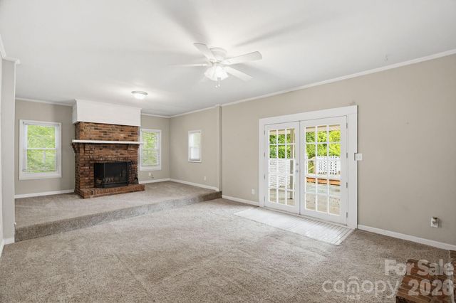 6517 Riverine Drive, Charlotte, NC 28216
