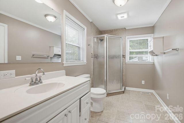 6517 Riverine Drive, Charlotte, NC 28216