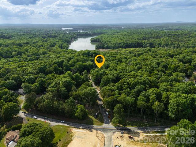 6517 Riverine Drive, Charlotte, NC 28216
