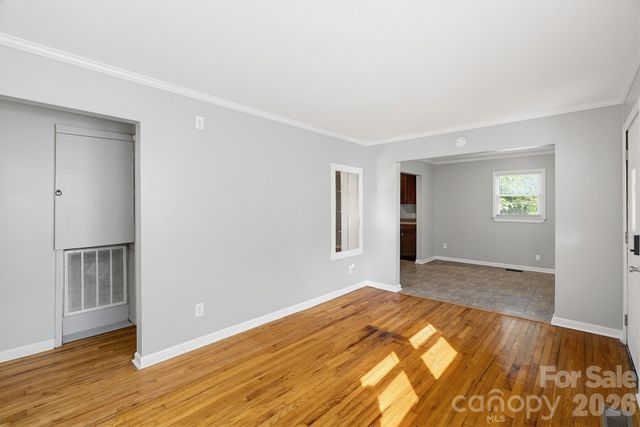 6517 Riverine Drive, Charlotte, NC 28216