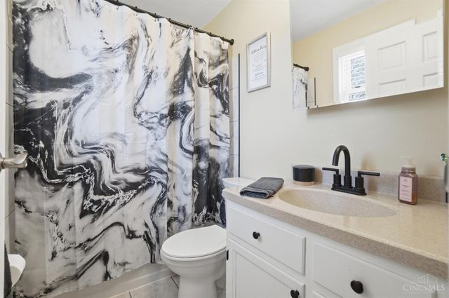 5796 Lake Michigan Drive, Fairfield, OH 45014