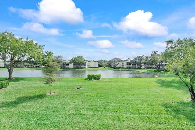 358 Dorset I 358, Boca Raton, FL 33434