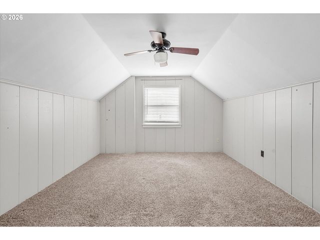 4933 N YALE St, Portland, OR 97203