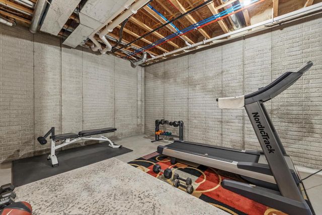 3105 Mendota COURT, Summit, WI 53066
