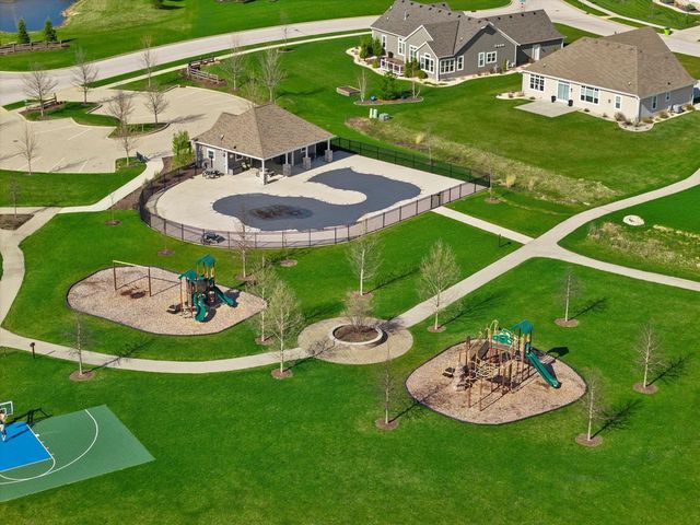 3105 Mendota COURT, Summit, WI 53066