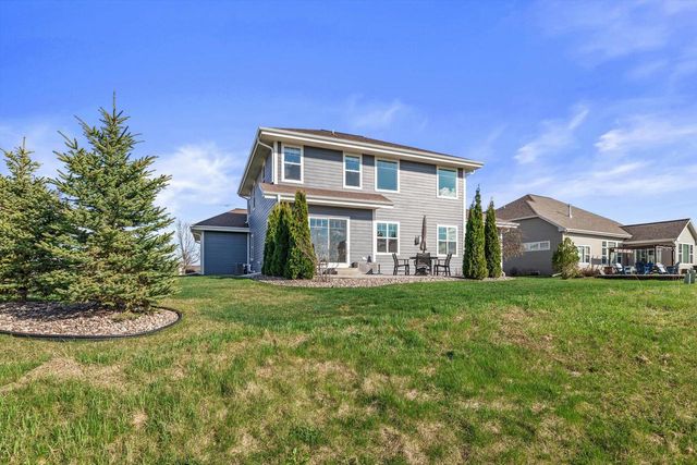 3105 Mendota COURT, Summit, WI 53066