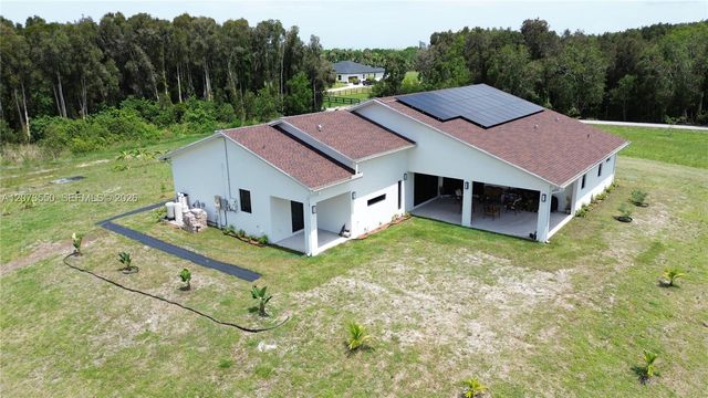 19860 Skyhawk Lane, Loxahatchee, FL 33470