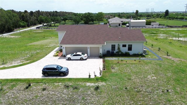 19860 Skyhawk Lane, Loxahatchee, FL 33470