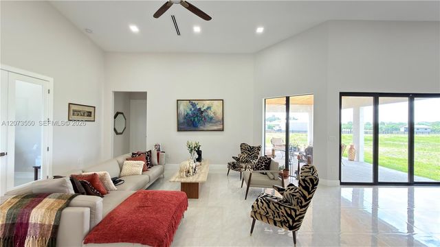 19860 Skyhawk Lane, Loxahatchee, FL 33470
