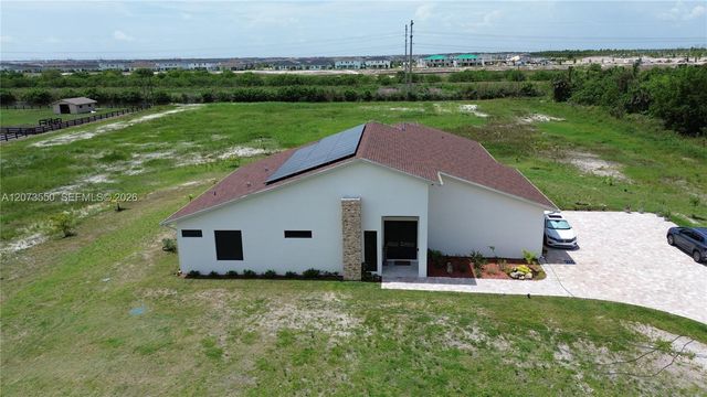 19860 Skyhawk Lane, Loxahatchee, FL 33470