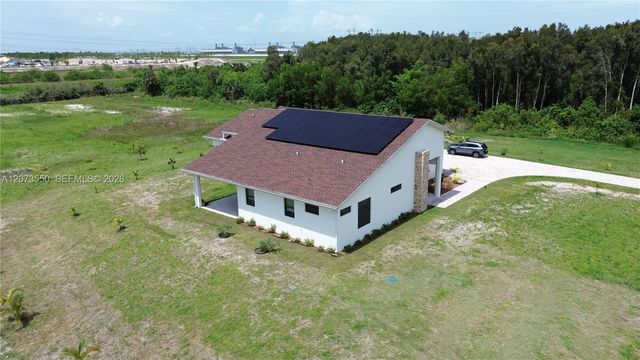 19860 Skyhawk Lane, Loxahatchee, FL 33470