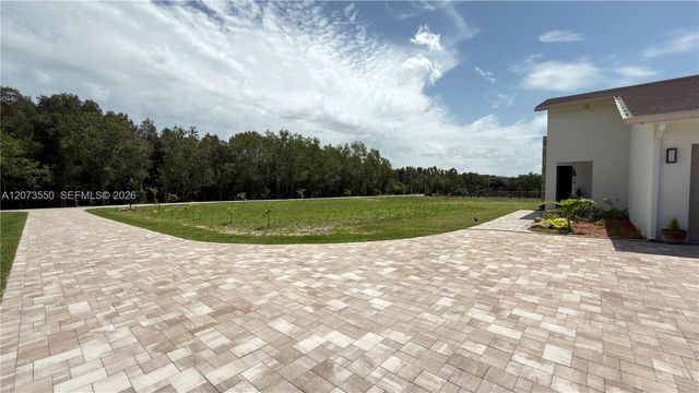 19860 Skyhawk Lane, Loxahatchee, FL 33470