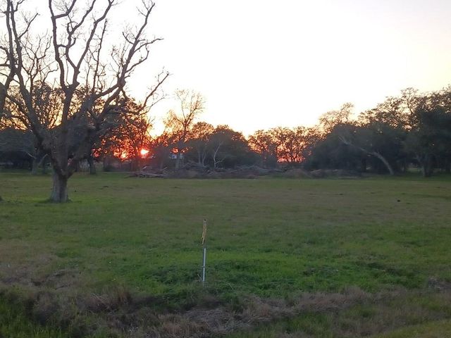 00 Avenue I, Danbury, TX 77534