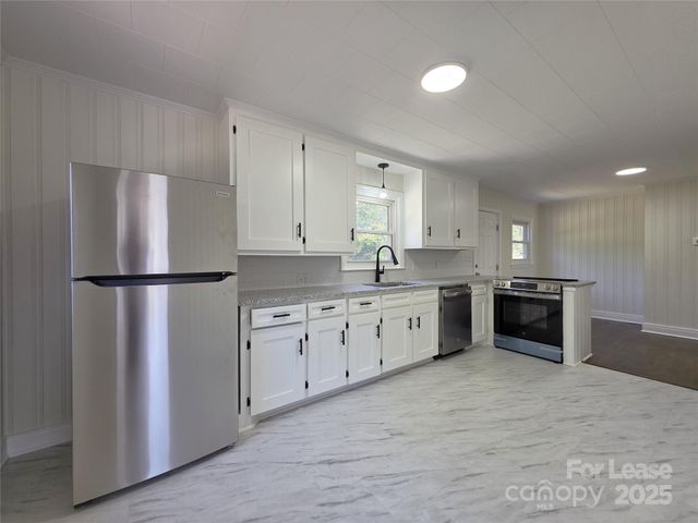 1034 Patton Avenue, Albemarle, NC 28001