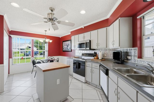 19 MISTY MEADOW Drive, Boynton Beach, FL 33436