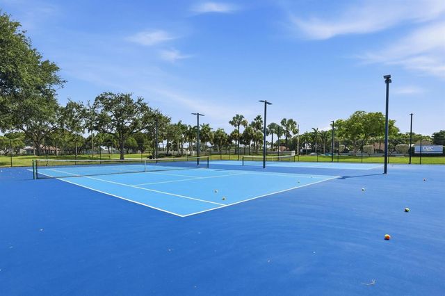 19 MISTY MEADOW Drive, Boynton Beach, FL 33436