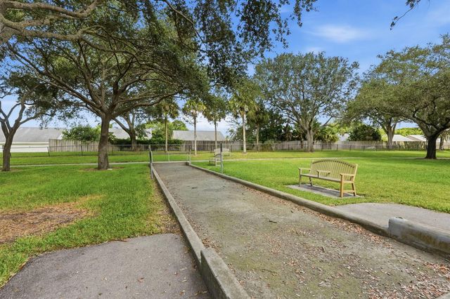 19 MISTY MEADOW Drive, Boynton Beach, FL 33436