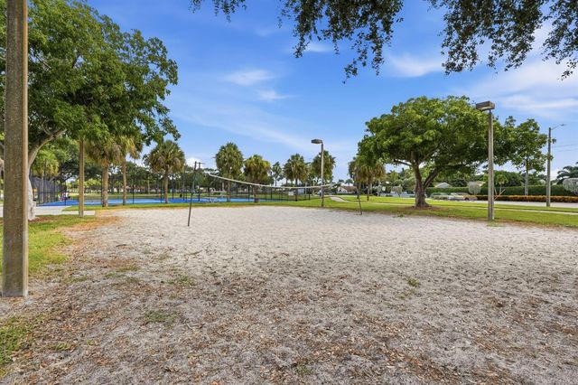 19 MISTY MEADOW Drive, Boynton Beach, FL 33436