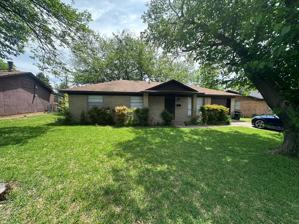 314 W Shaw Street, Duncanville, TX 75137