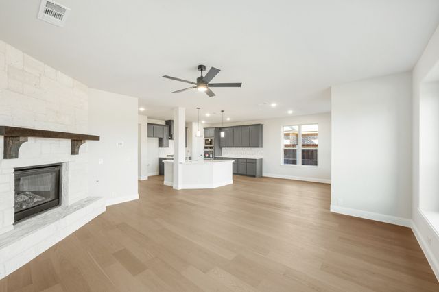 145 Fireberry Drive, Glenn Heights, TX 75154