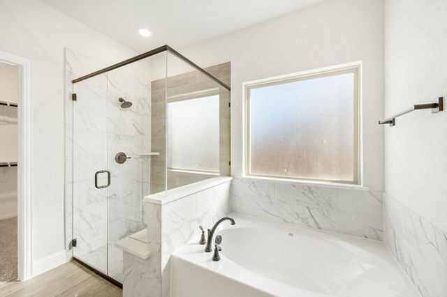 145 Fireberry Drive, Glenn Heights, TX 75154