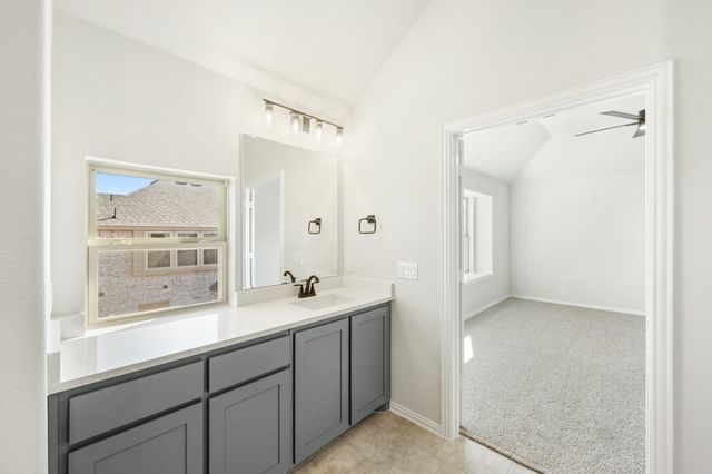 145 Fireberry Drive, Glenn Heights, TX 75154