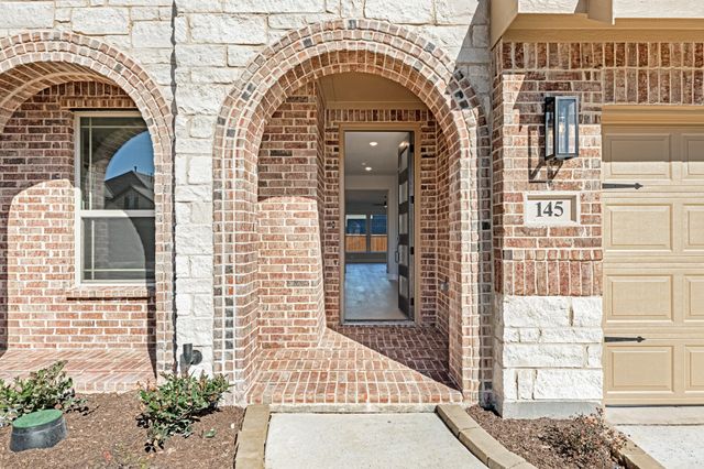 145 Fireberry Drive, Glenn Heights, TX 75154