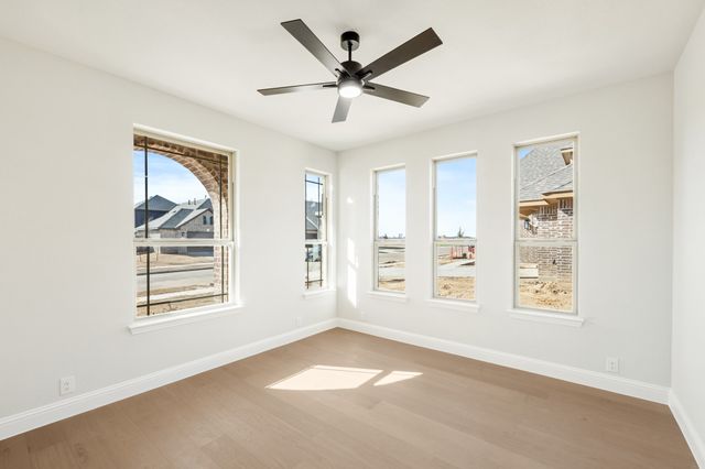145 Fireberry Drive, Glenn Heights, TX 75154