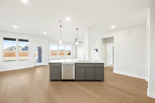 145 Fireberry Drive, Glenn Heights, TX 75154
