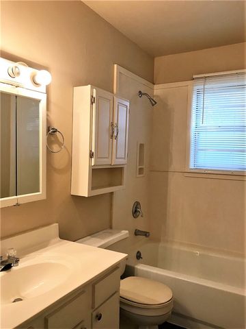 1304 Sunset Drive, Rogers, AR 72756