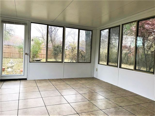 1304 Sunset Drive, Rogers, AR 72756