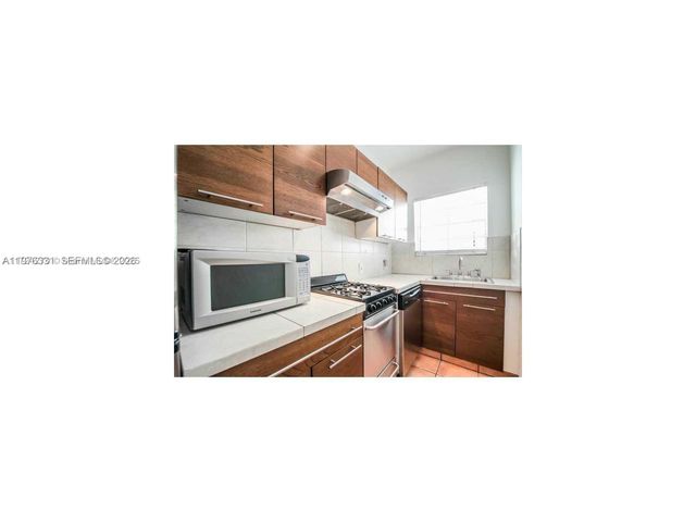 817 Meridian Ave 4, Miami Beach, FL 33139
