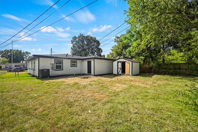 2509 Thomas Avenue, Pasadena, TX 77506