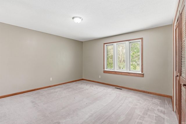 4627 Merriam Creek Drive, Fort Wayne, IN 46816