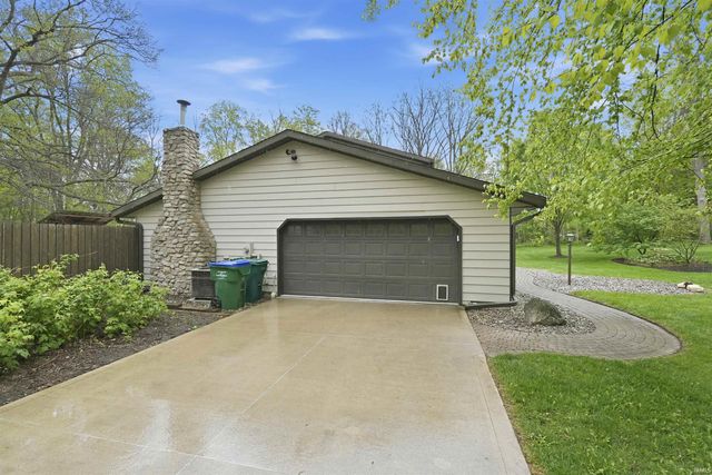 4627 Merriam Creek Drive, Fort Wayne, IN 46816