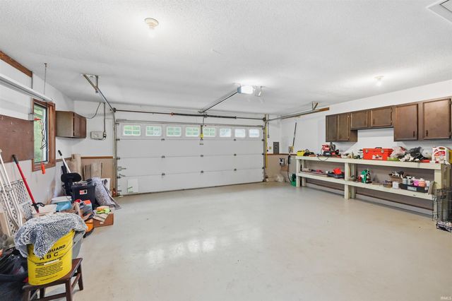 4627 Merriam Creek Drive, Fort Wayne, IN 46816